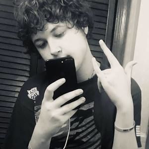 Meet your Posher, Johnathan